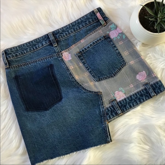 Urban Outfitters BDG Frayed Patchwork Denim Skirt - Picture 6 of 9